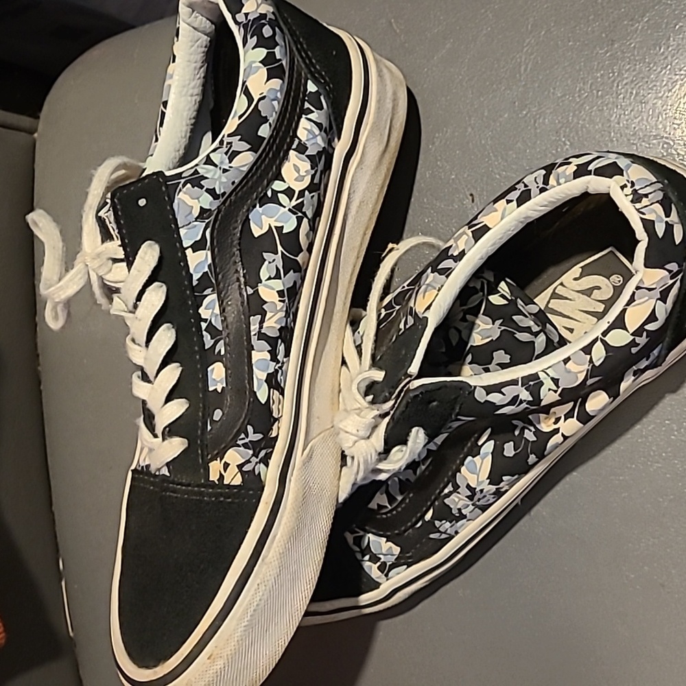 Vans shoes